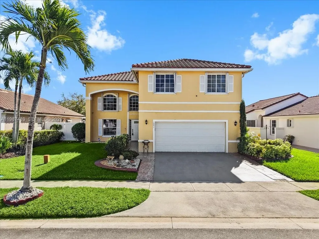 1041 NW 189th Avenue Pembroke Pines FL 33029