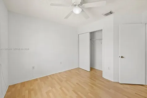 1041 NW 189th Avenue Pembroke Pines FL 33029