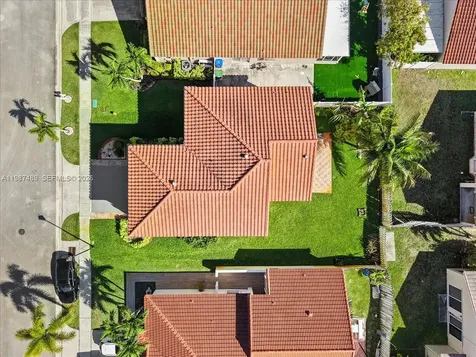 1041 NW 189th Avenue Pembroke Pines FL 33029
