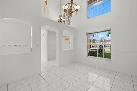 1041 NW 189th Avenue Pembroke Pines FL 33029