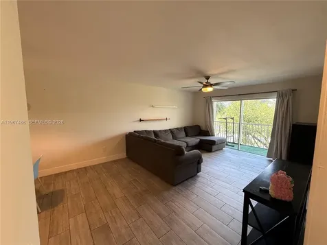 21133 SW 85th Avenue Cutler Bay FL 33189