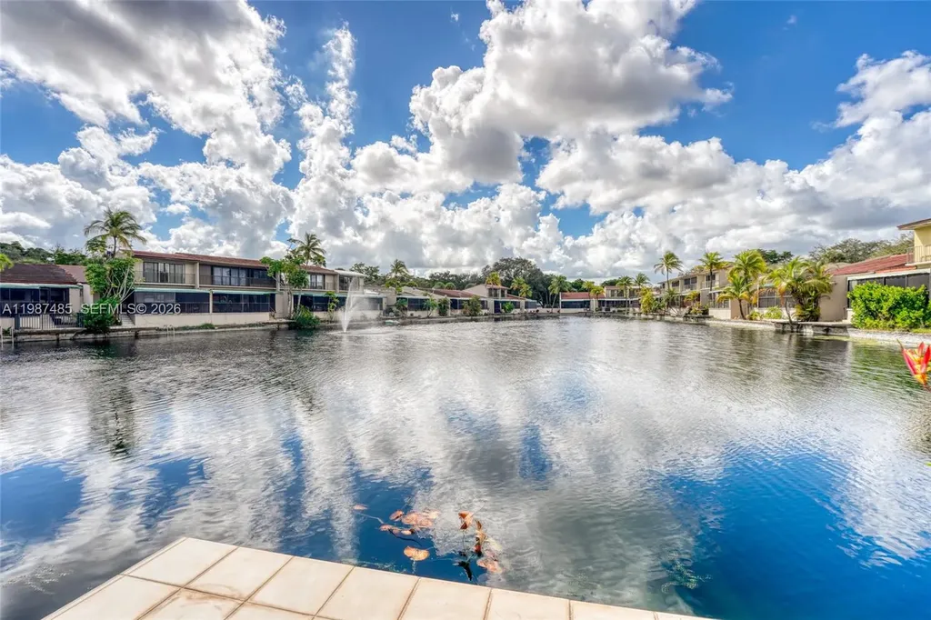 8352 Dundee Terrace Miami Lakes FL 33016
