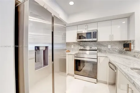 8352 Dundee Terrace Miami Lakes FL 33016