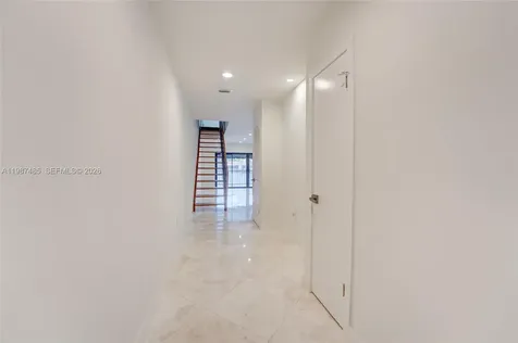 8352 Dundee Terrace Miami Lakes FL 33016
