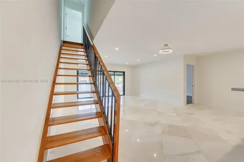8352 Dundee Terrace Miami Lakes FL 33016