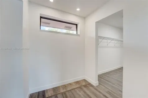 8352 Dundee Terrace Miami Lakes FL 33016