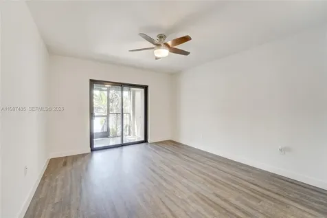 8352 Dundee Terrace Miami Lakes FL 33016