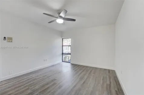 8352 Dundee Terrace Miami Lakes FL 33016