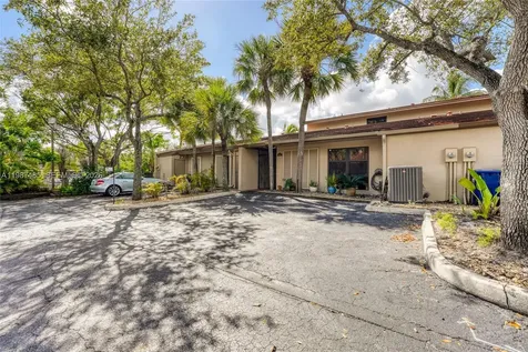 8352 Dundee Terrace Miami Lakes FL 33016
