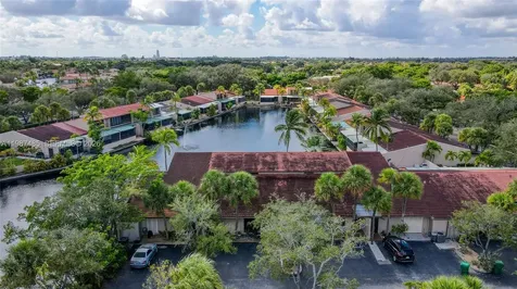 8352 Dundee Terrace Miami Lakes FL 33016
