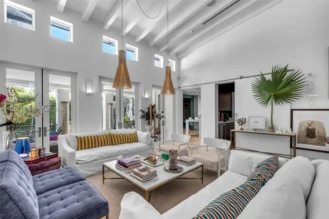 140 Hampton Lane Key Biscayne FL 33149