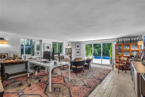 140 Hampton Lane Key Biscayne FL 33149