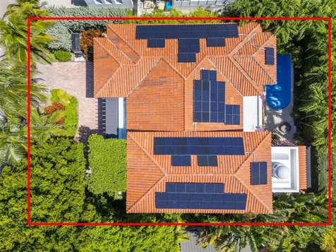 140 Hampton Lane Key Biscayne FL 33149