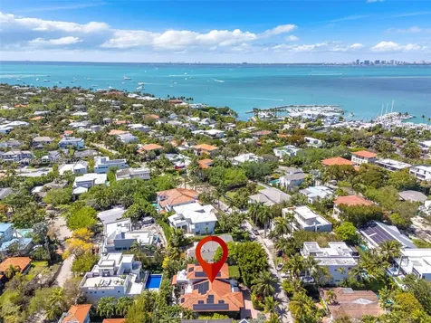 140 Hampton Lane Key Biscayne FL 33149