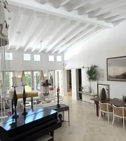 140 Hampton Lane Key Biscayne FL 33149