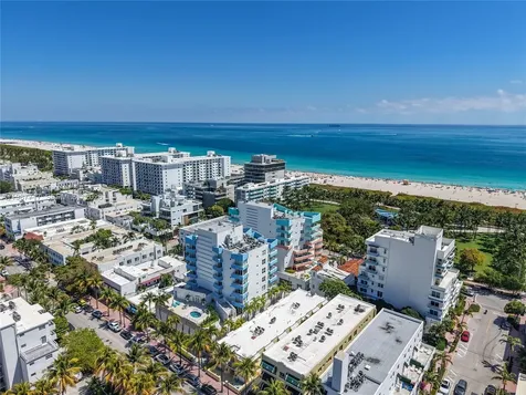 225 Collins Avenue Miami Beach FL 33139