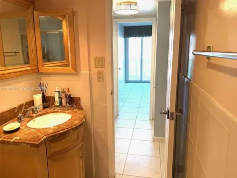 100 Bayview Drive Sunny Isles Beach FL 33160