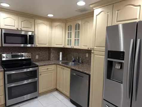 100 Bayview Drive Sunny Isles Beach FL 33160