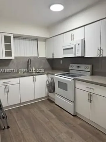 2460 SW 18th Avenue Miami FL 33145