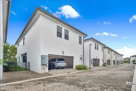 4346 NW 81st Avenue Doral FL 33166