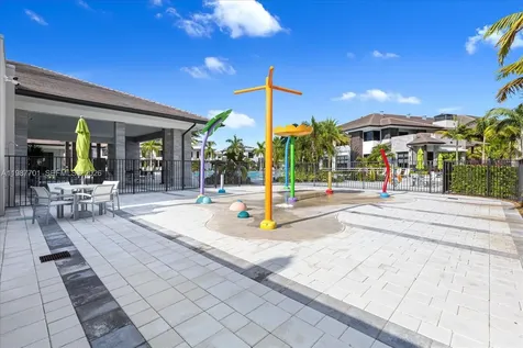 4346 NW 81st Avenue Doral FL 33166