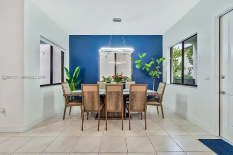 4346 NW 81st Avenue Doral FL 33166