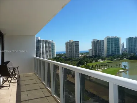 3625 N Country Club Drive Aventura FL 33180