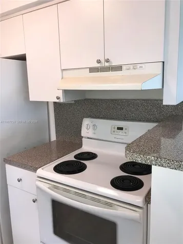 2829 Jackson Street Hollywood FL 33020