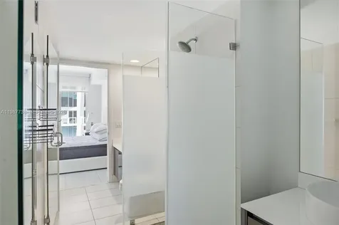 31 SE 6th Street Miami FL 33131