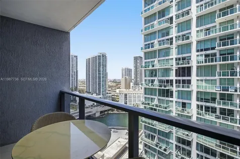 31 SE 6th Street Miami FL 33131