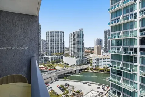 31 SE 6th Street Miami FL 33131