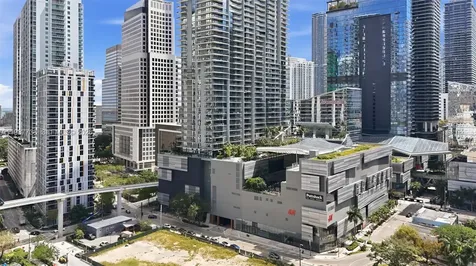 31 SE 6th Street Miami FL 33131