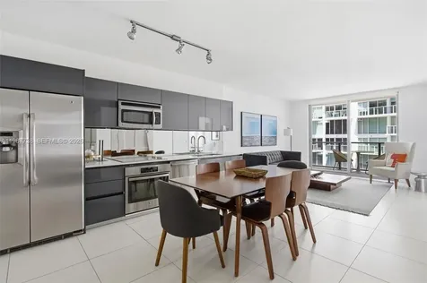 31 SE 6th Street Miami FL 33131