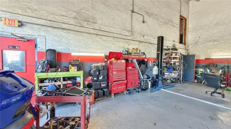 Profitable Mechanic Shop For Sale In West Park / Hollywood West Park FL 33023