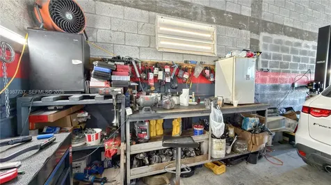 Profitable Mechanic Shop For Sale In West Park / Hollywood West Park FL 33023