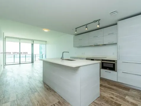 650 NE 32nd Street Miami FL 33137