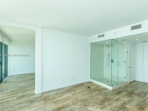 650 NE 32nd Street Miami FL 33137