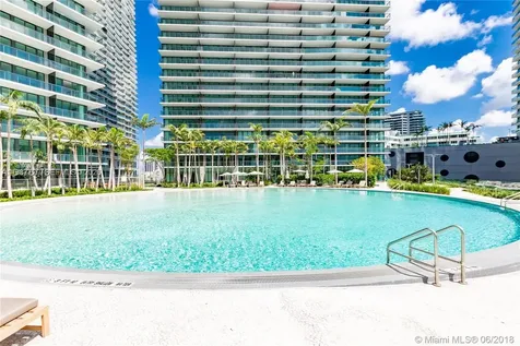 650 NE 32nd Street Miami FL 33137