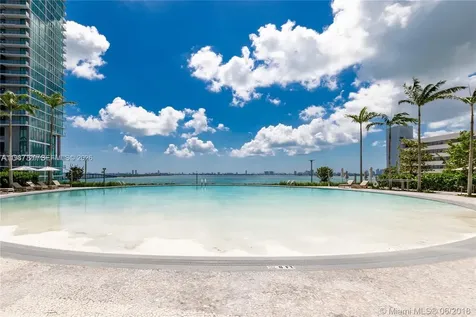 650 NE 32nd Street Miami FL 33137