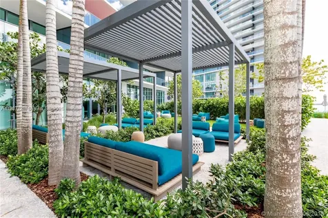 650 NE 32nd Street Miami FL 33137