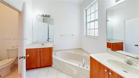 686 NE 21st Avenue Homestead FL 33033