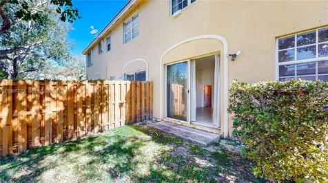 686 NE 21st Avenue Homestead FL 33033