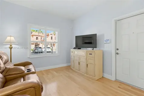 4966 Windward Way Dania Beach FL 33312