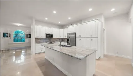 3744 Oak Ridge Circle Weston FL 33331