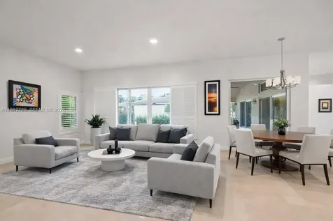 3744 Oak Ridge Circle Weston FL 33331
