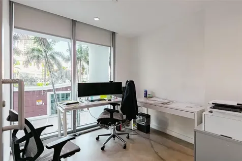 350 S Miami Avenue Miami FL 33130