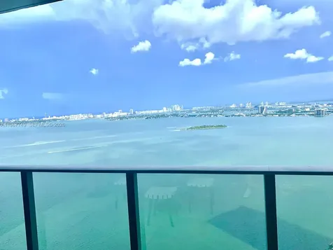 650 NE 32nd Street Miami FL 33137