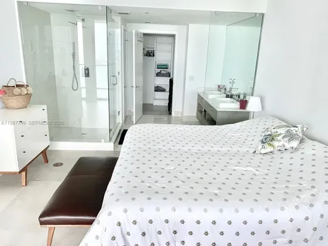 650 NE 32nd Street Miami FL 33137