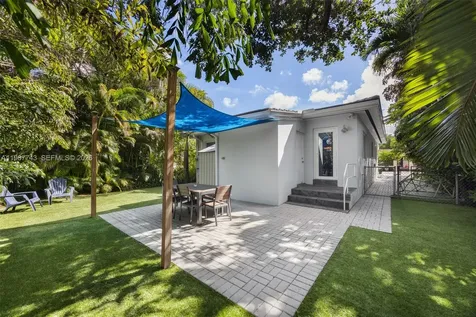 809 Angelo Avenue Coral Gables FL 33134