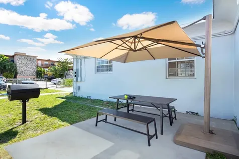 115 SE 2nd Hallandale Beach FL 33009